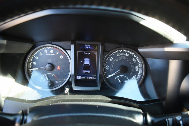 Used 2019 Toyota Tacoma TRD Sport image 31