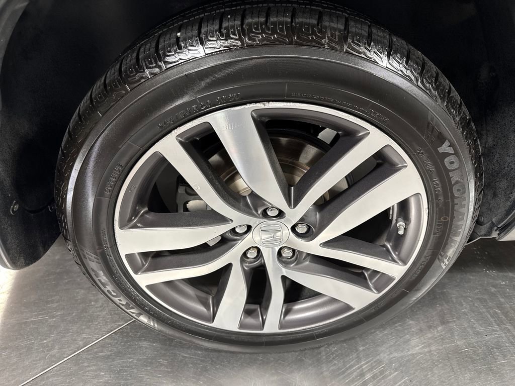 Used 2016 Honda Pilot Elite image 13