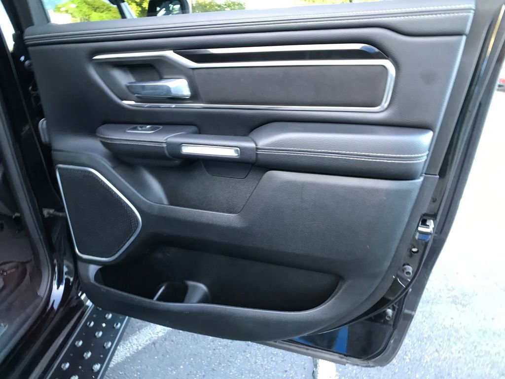 Used 2021 RAM 1500 Laramie w/ Sport Appearance Package AWD/4WD image 33