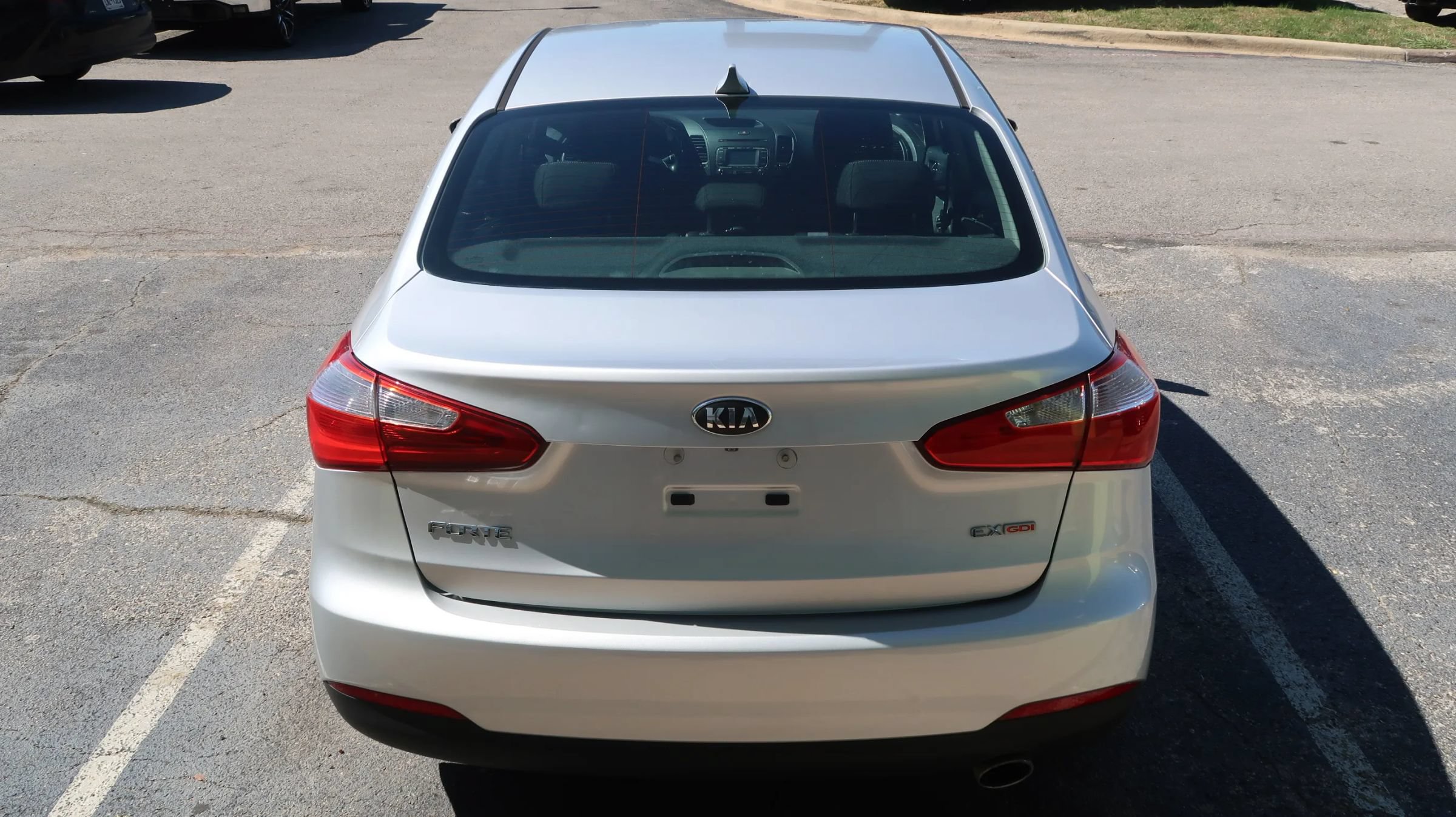 Used 2015 Kia Forte EX w/ UVO Package W/17" Alloys FWD image 11
