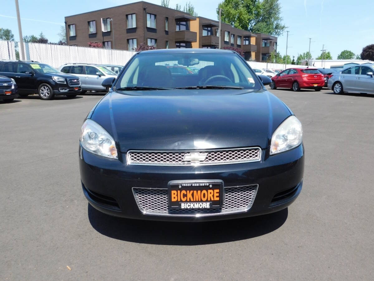 Used 2015 Chevrolet Impala LT w/ LT Sunroof Package FWD image 17