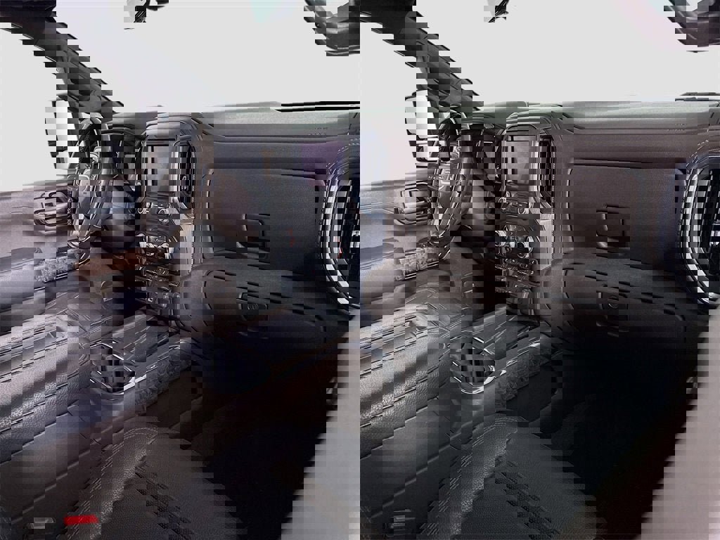 Used 2020 GMC Sierra 3500 Denali w/ Denali Ultimate Package image 24