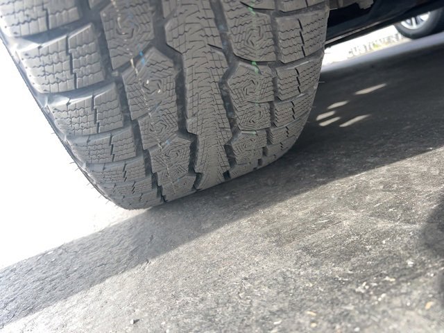 Used 2014 Hyundai Azera Limited w/ Option Group 02 image 19