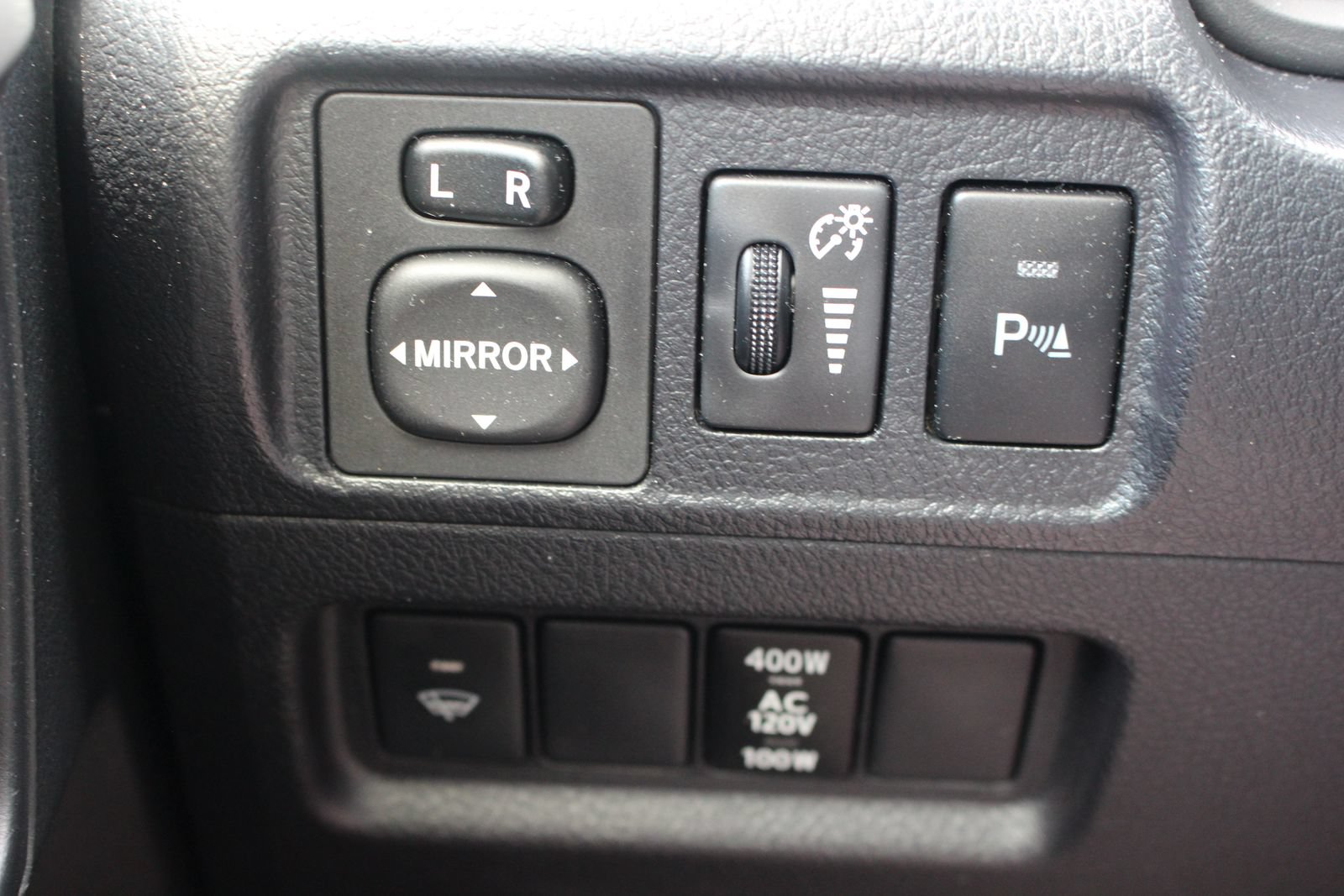 Used 2019 Toyota 4Runner Limited AWD/4WD image 26