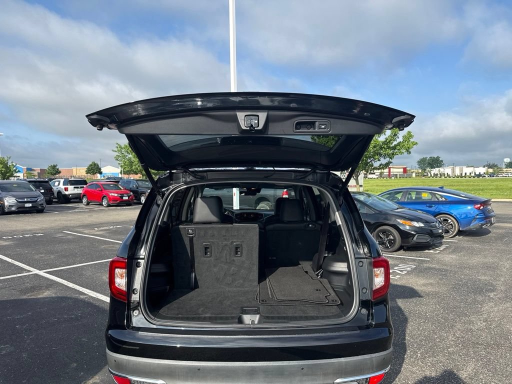 Used 2019 Honda Pilot Touring image 11