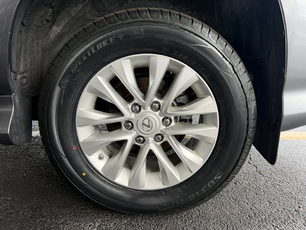 Used 2017 Lexus GX 460 Premium AWD/4WD image 48
