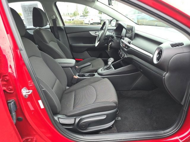 Used 2024 Kia Forte LXS image 11