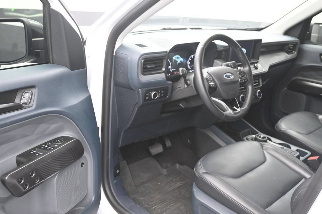 Used 2024 Ford Maverick Lariat w/ Black Appearance Package FWD image 10