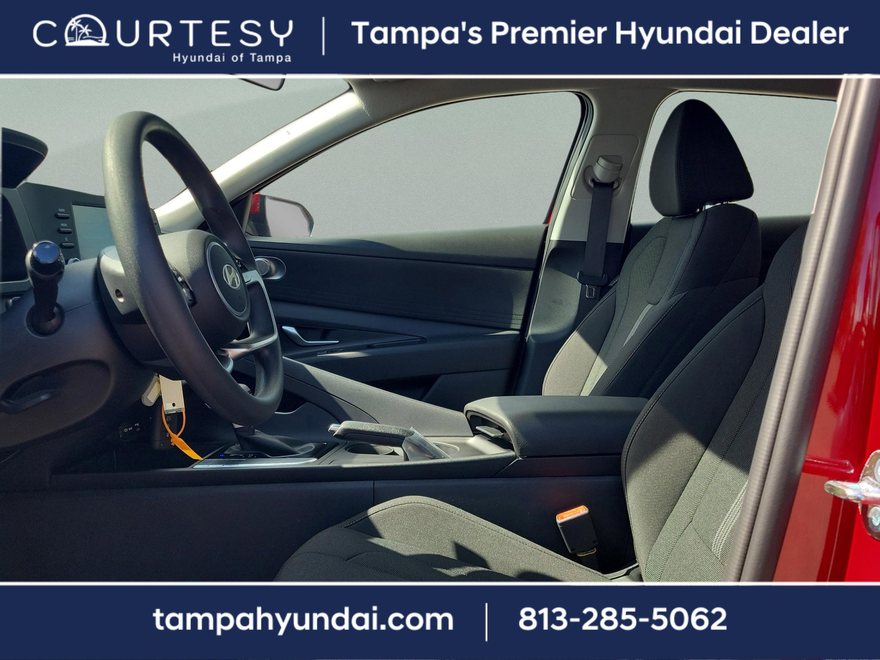 New 2026 Hyundai Elantra SE image 18