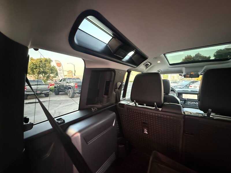 Used 2020 Land Rover Defender 110 First Edition AWD/4WD image 36