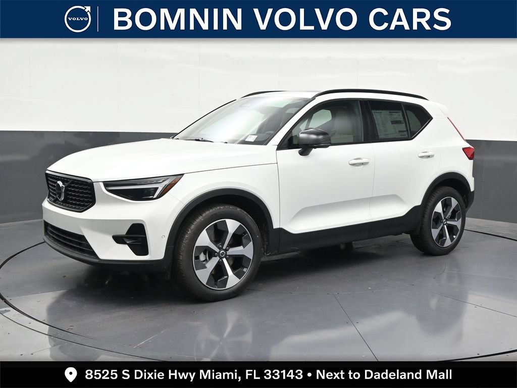 New 2026 Volvo XC40 B5 Plus w/ Protection Package Premier