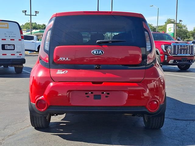 Used 2016 Kia Soul ! FWD image 5