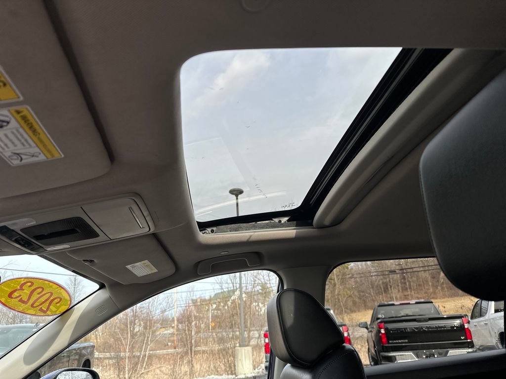 Used 2023 Honda CR-V EX-L image 16