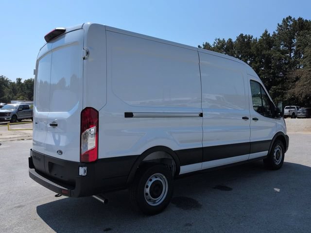 New 2027 Ford Transit 250 148 Medium Roof w/ Load Area Protection Package RWD image 4