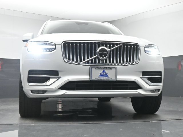 Used 2024 Volvo XC90 B5 Plus w/ Protection Package Premier AWD/4WD image 36