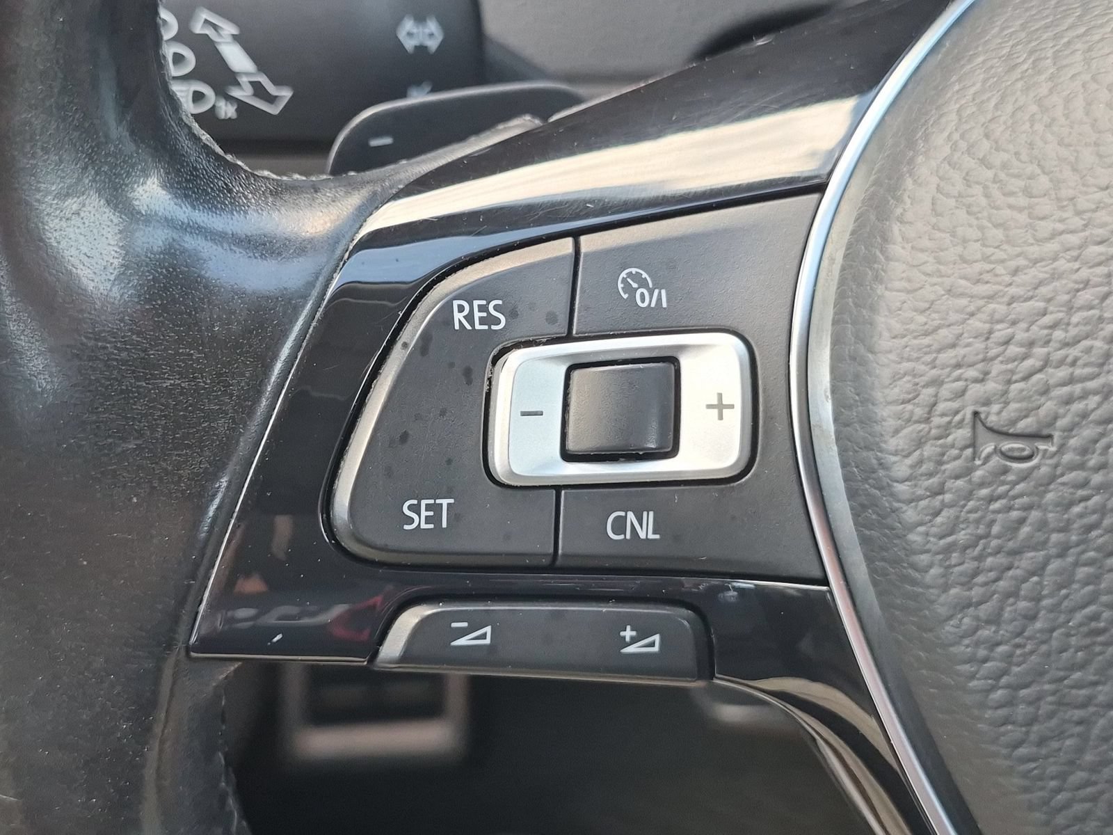 Used 2017 Volkswagen Golf Alltrack S AWD/4WD image 16