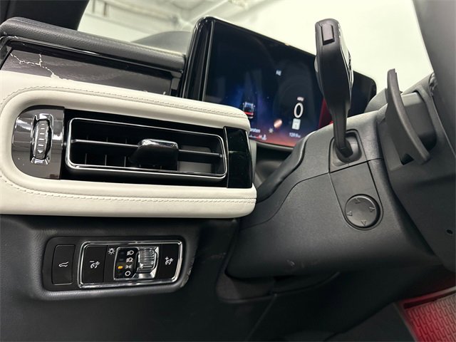 New 2026 Lincoln Aviator Black Label w/ Dynamic Handling Package image 37