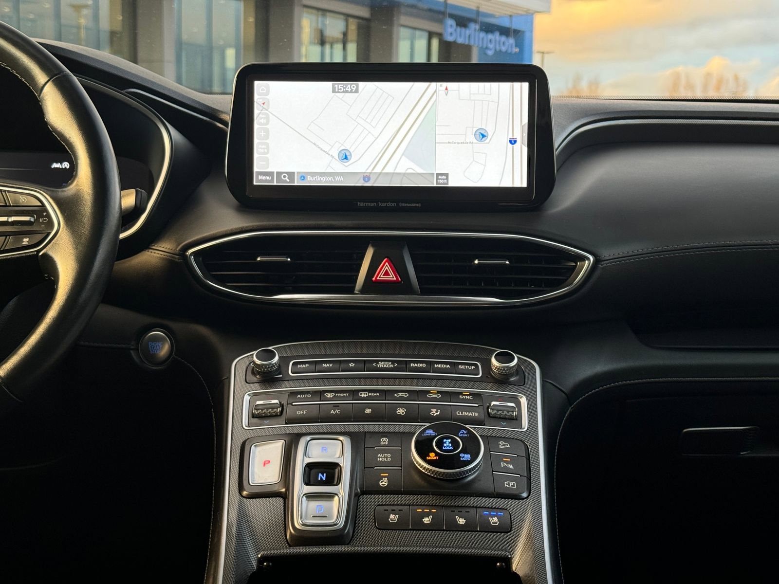 Used 2022 Hyundai Santa Fe Limited w/ Cargo Package image 19