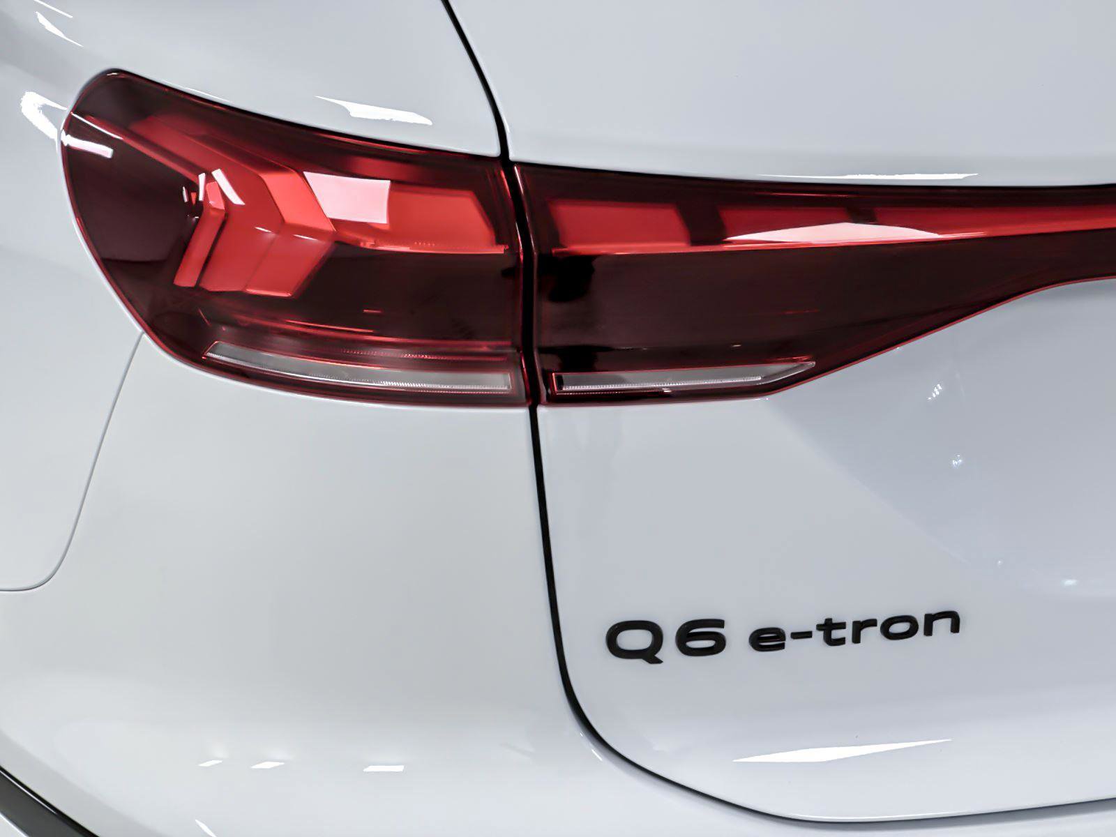New 2027 Audi Q6 e-tron Premium Plus AWD/4WD image 26