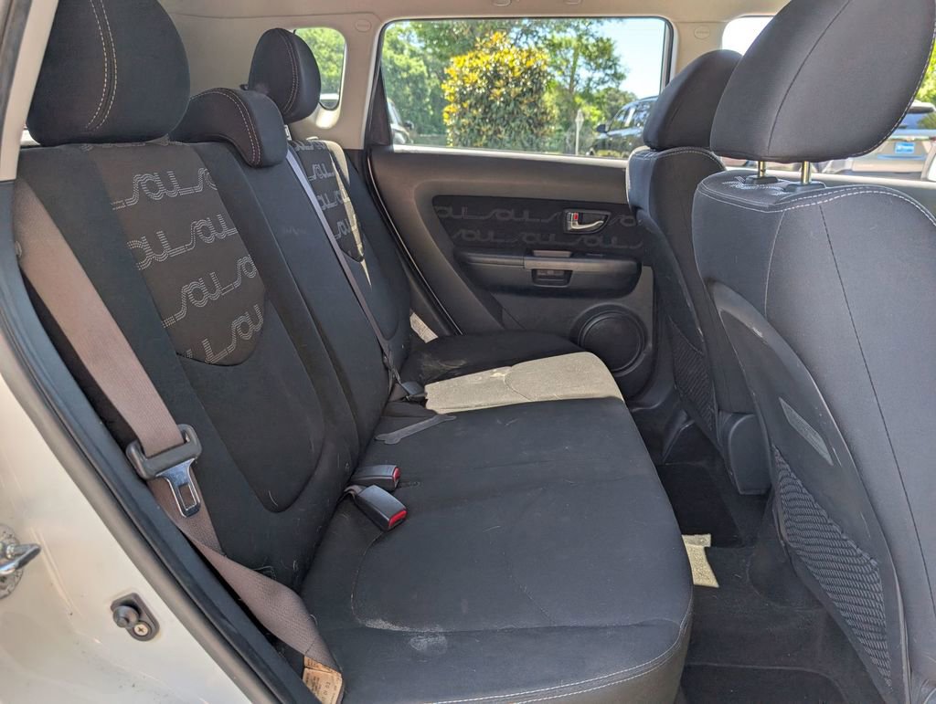 Used 2012 Kia Soul + FWD image 24