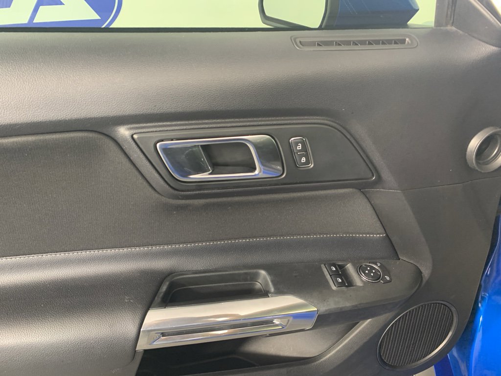 Used 2019 Ford Mustang GT w/ Ford Safe & Smart Package image 15