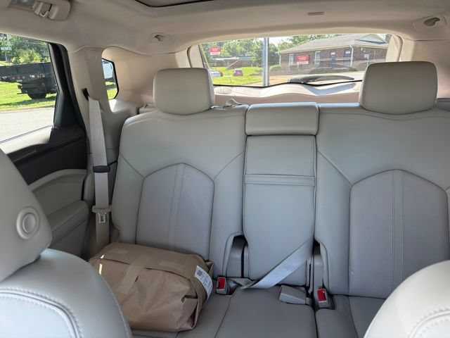 Used 2014 Cadillac SRX Luxury FWD image 11