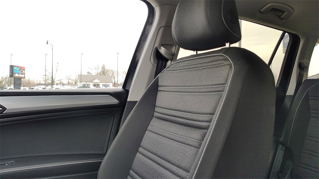Used 2024 Volkswagen Tiguan S image 24