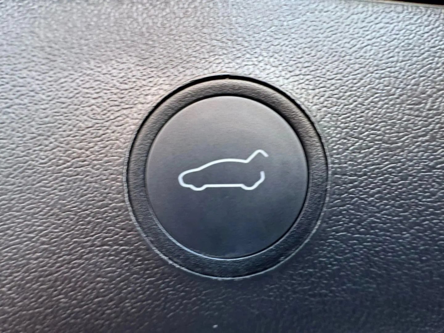 Used 2023 Tesla Model 3 Standard Range RWD image 32