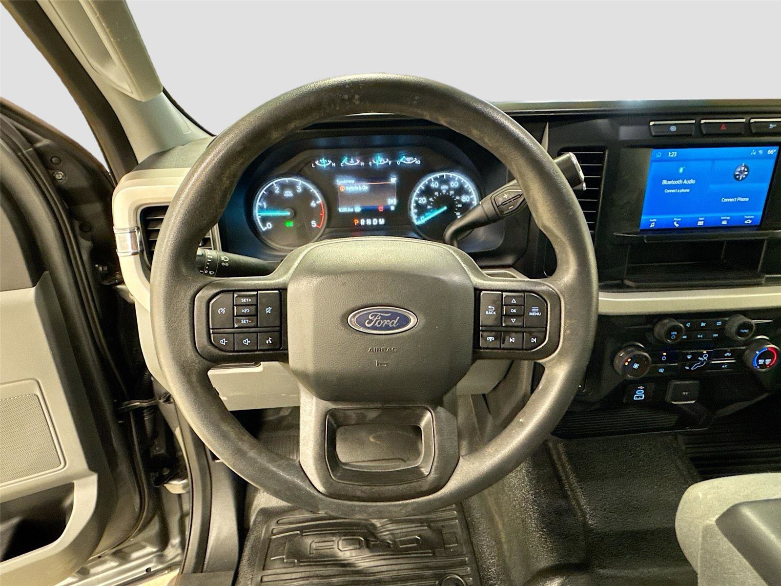 Used 2024 Ford F250 XLT AWD/4WD image 11