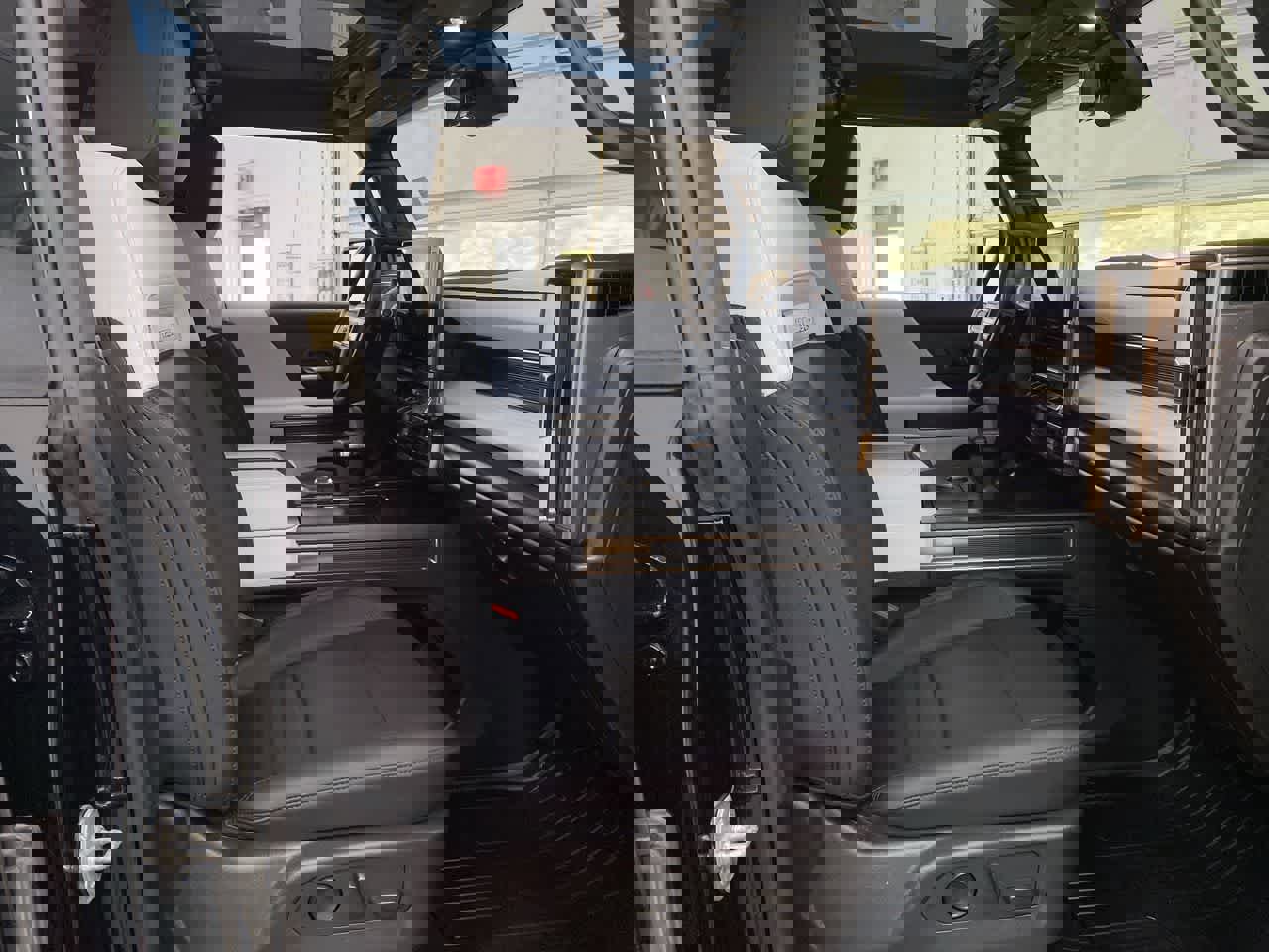 Used 2024 GMC Hummer EV 2X image 18