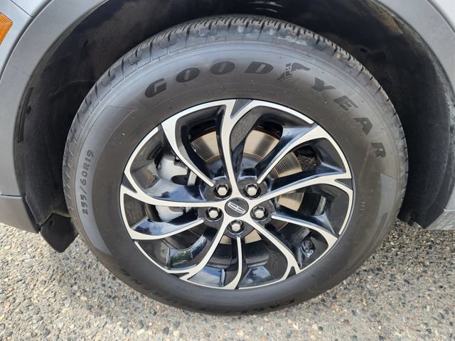 Certified 2025 Lincoln Nautilus Premier AWD/4WD image 20