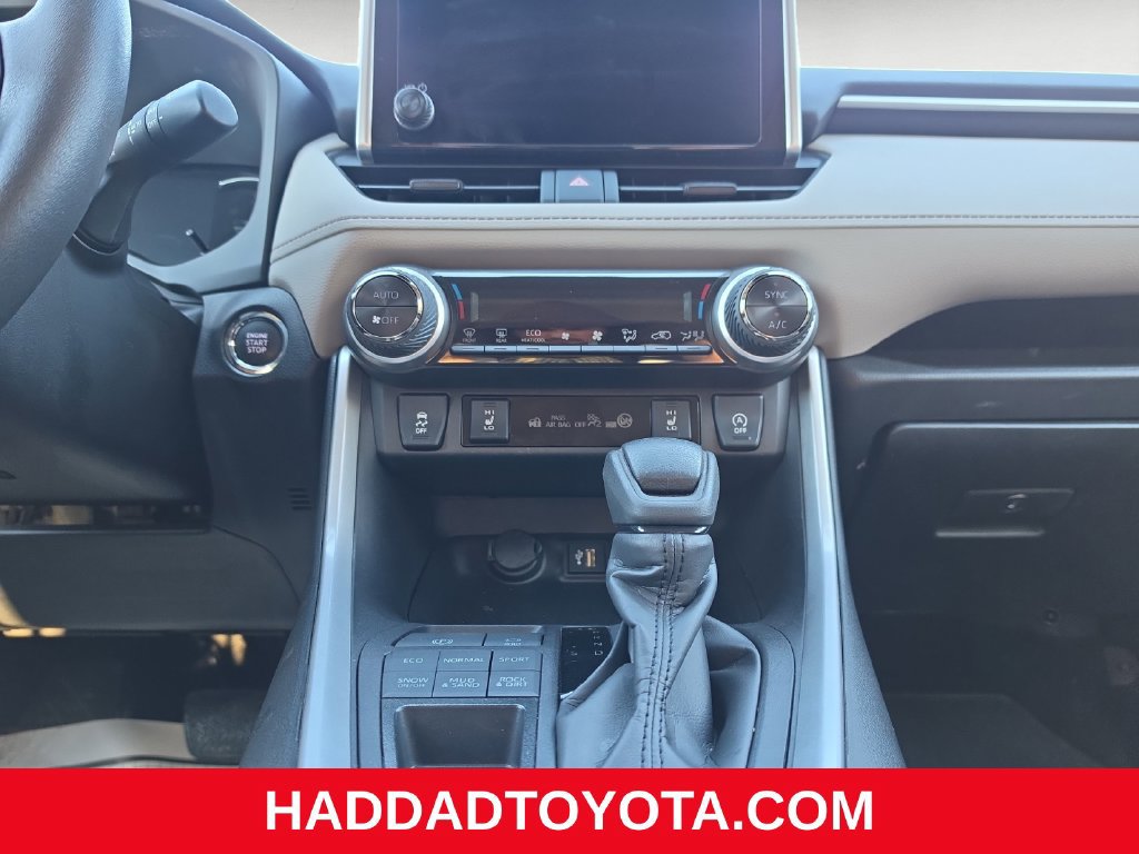 Used 2024 Toyota RAV4 XLE w/ Convenience Package AWD/4WD image 12