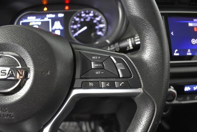 Used 2020 Nissan Kicks SV FWD image 15