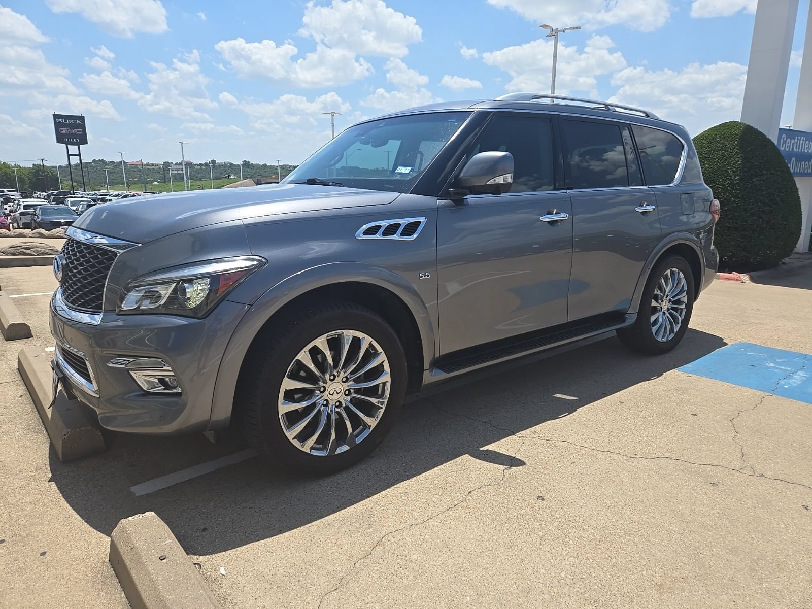 Used 2017 INFINITI QX80 2WD w/ Driver Assistance Package