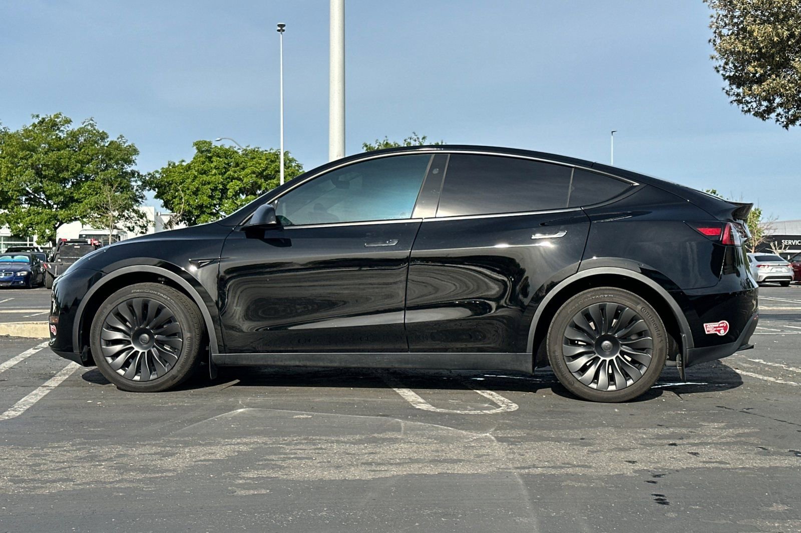Used 2024 Tesla Model Y Long Range image 7