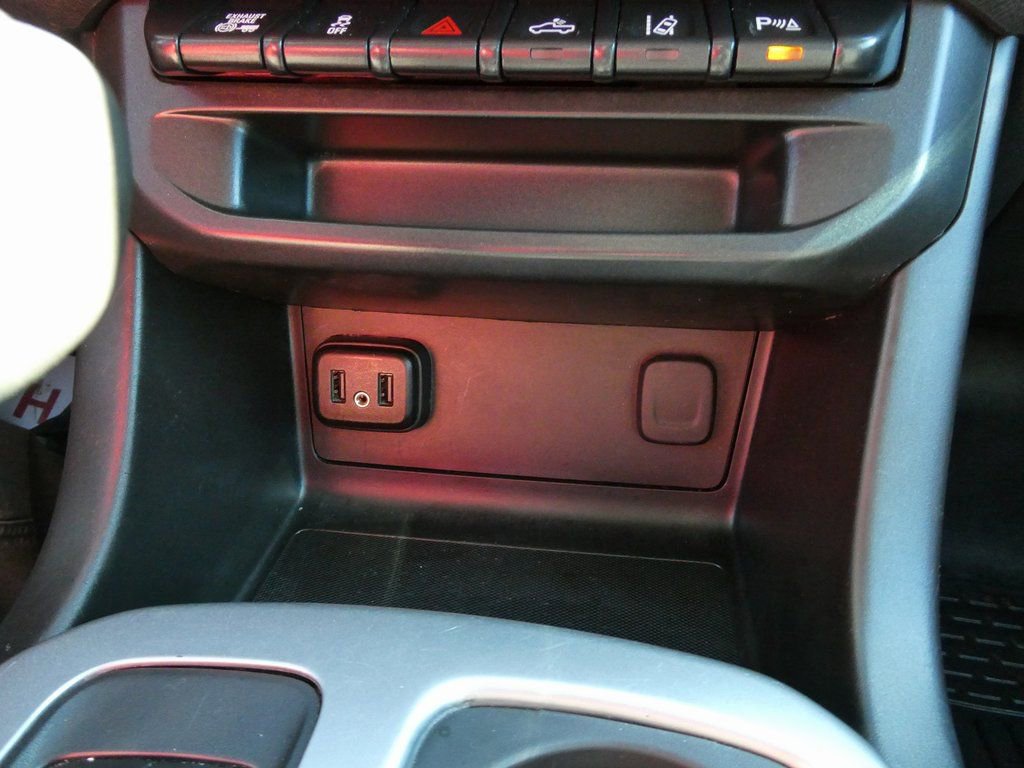 Used 2020 Chevrolet Colorado LT w/ Safety Package image 33