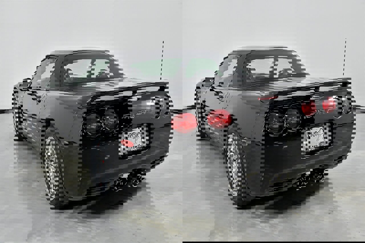 Used 2003 Chevrolet Corvette Z06 w/ Memory Package, 3 Drivers image 10