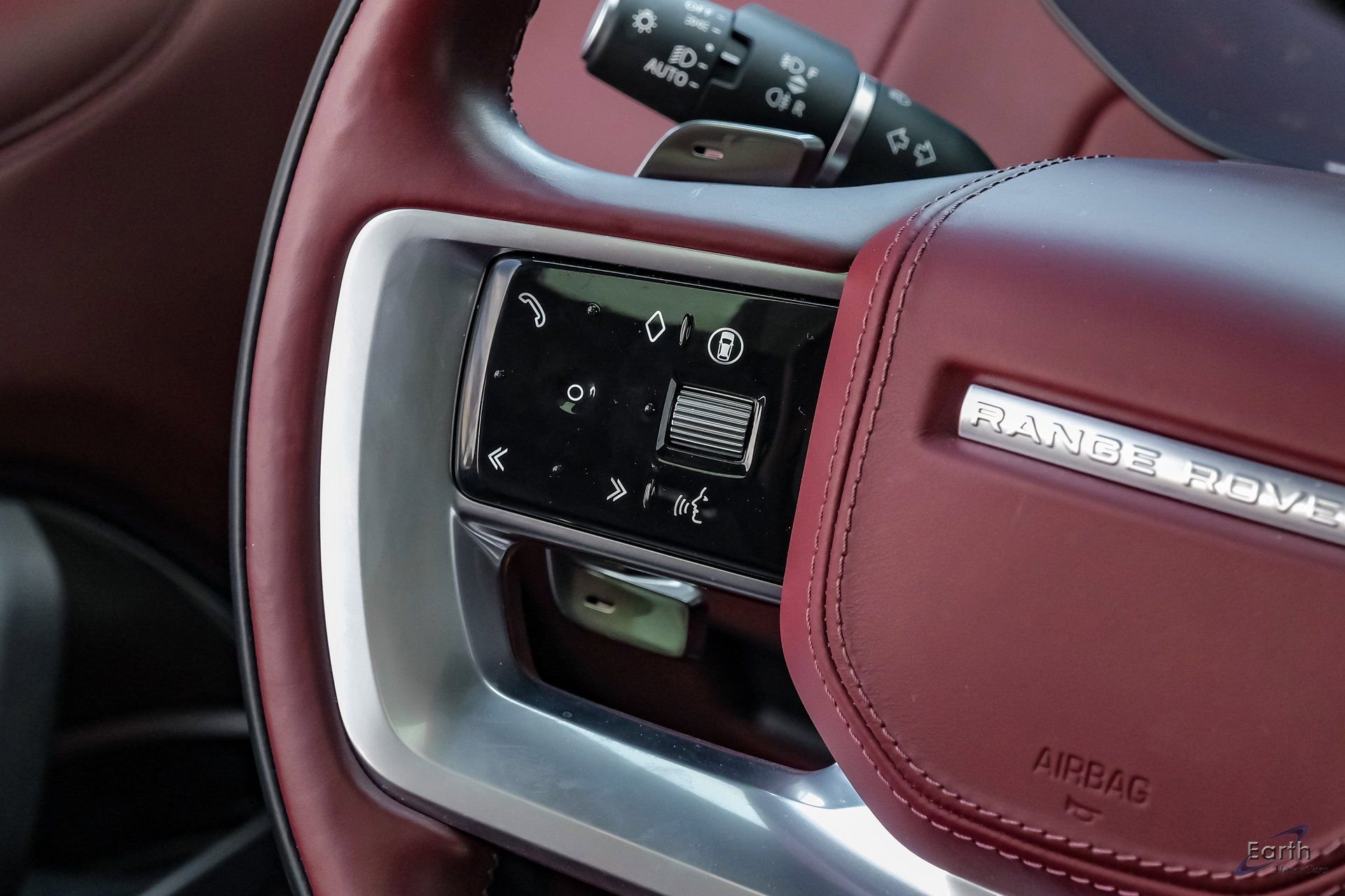 Used 2024 Land Rover Range Rover SE image 42