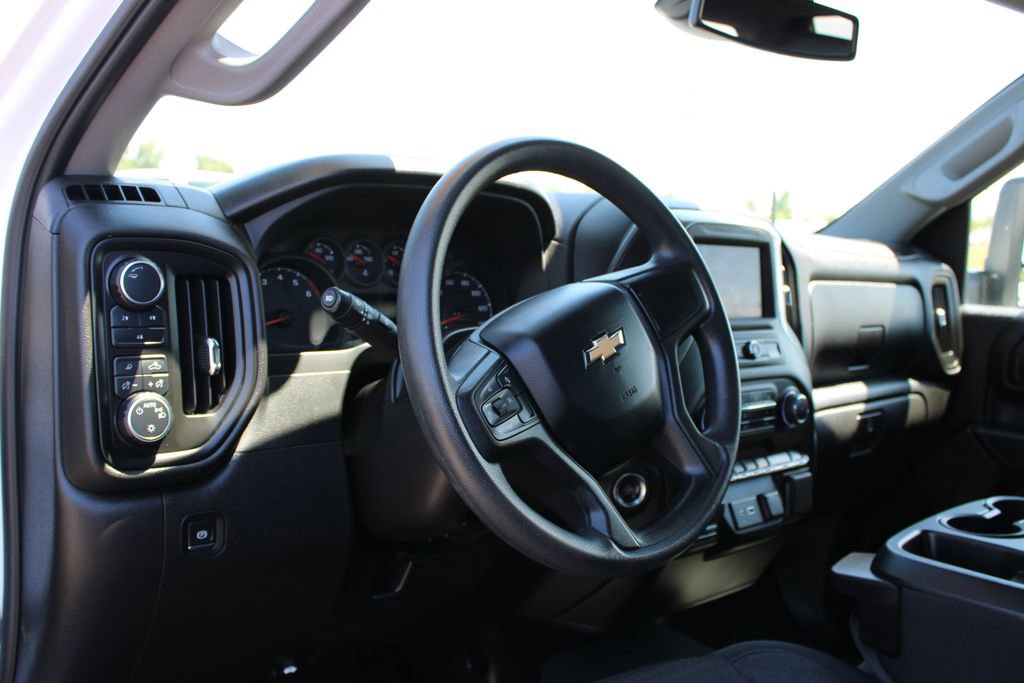 Used 2025 Chevrolet Silverado 2500 Custom w/ Custom Value Package AWD/4WD image 26