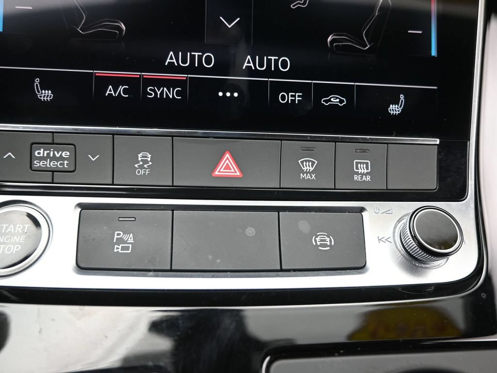Used 2025 Audi Q7 3.0T Premium Plus AWD/4WD image 40