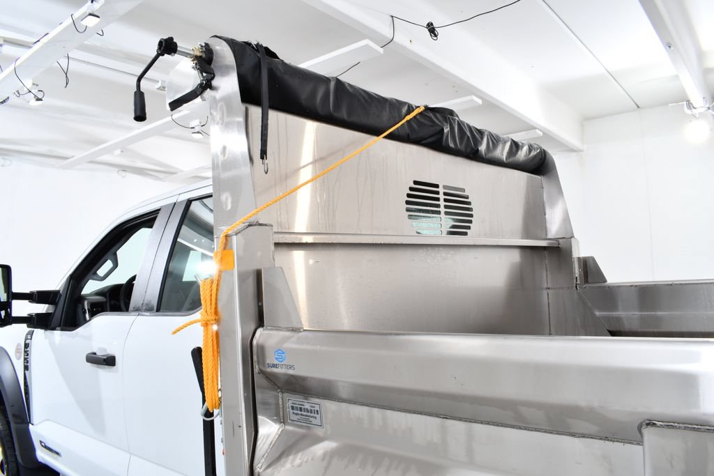 New 2025 Ford F550 4x4 SuperCab Super Duty image 26