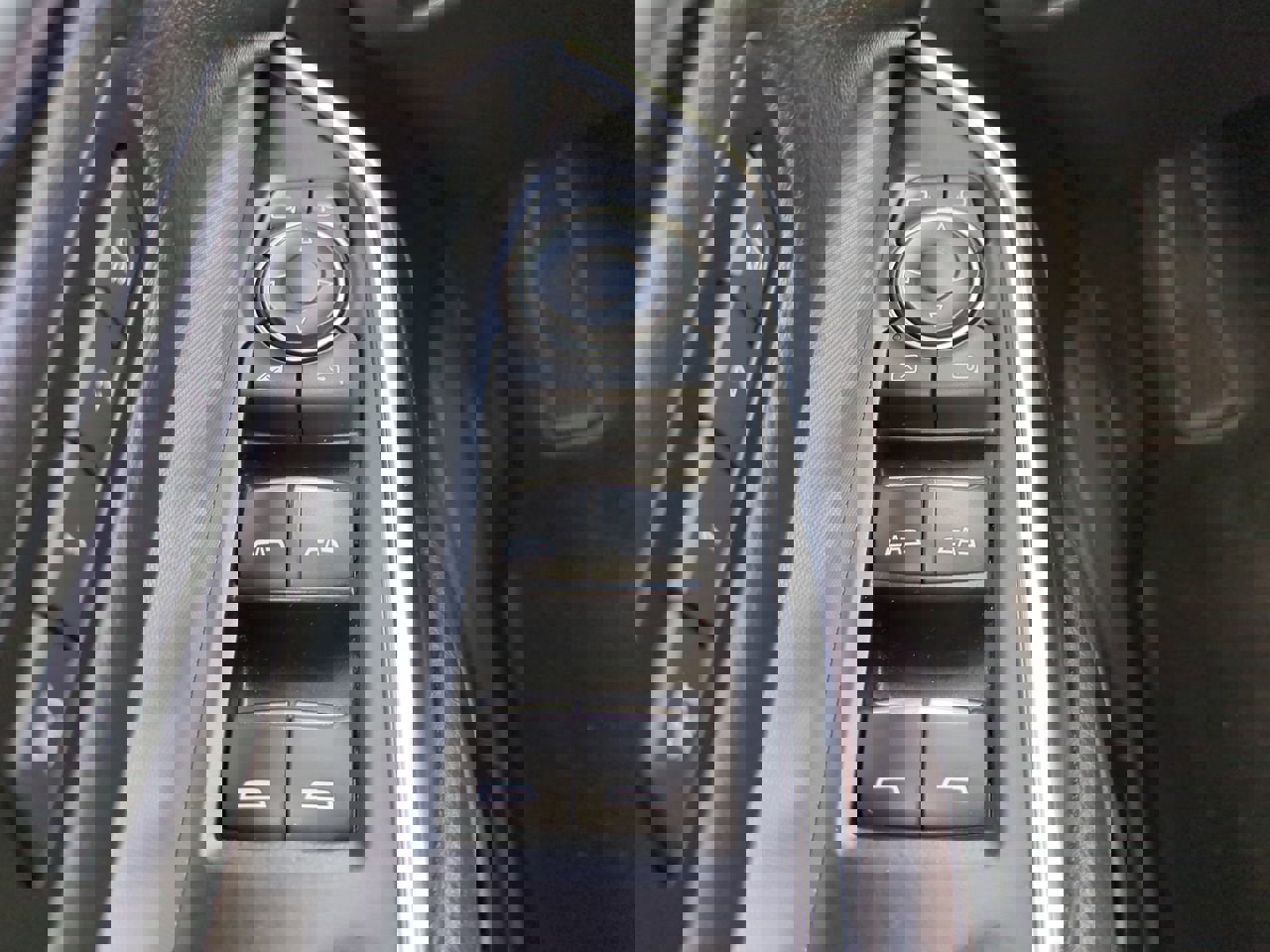 Used 2022 Cadillac XT4 Premium Luxury w/ Technology Package image 20