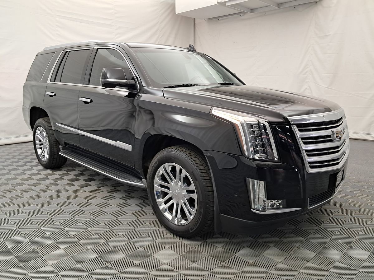 Used 2016 Cadillac Escalade 4WD image 3