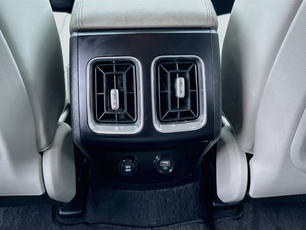 Certified 2022 Kia Sorento S FWD image 28