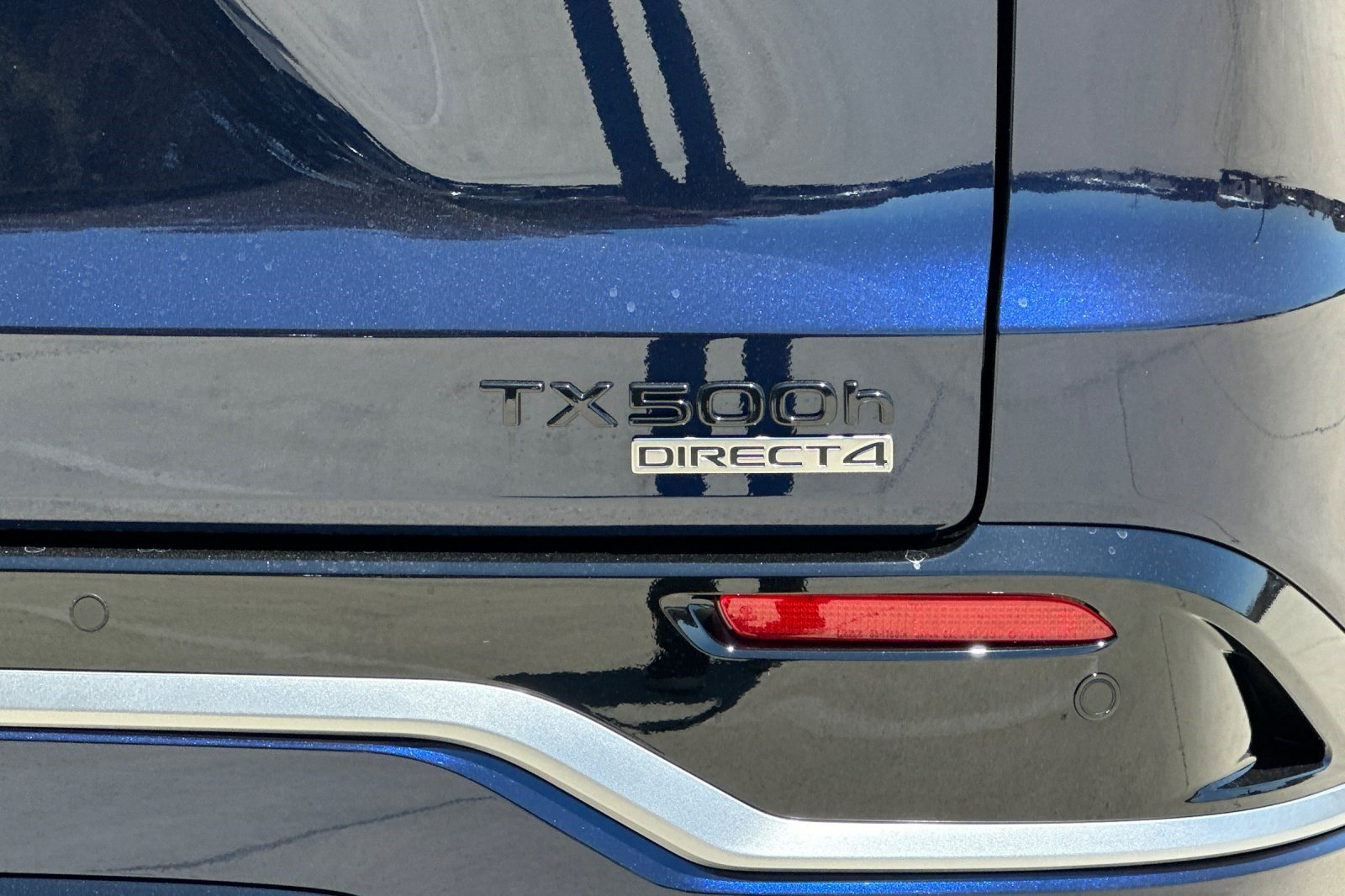 New 2026 Lexus TX 500h AWD image 18