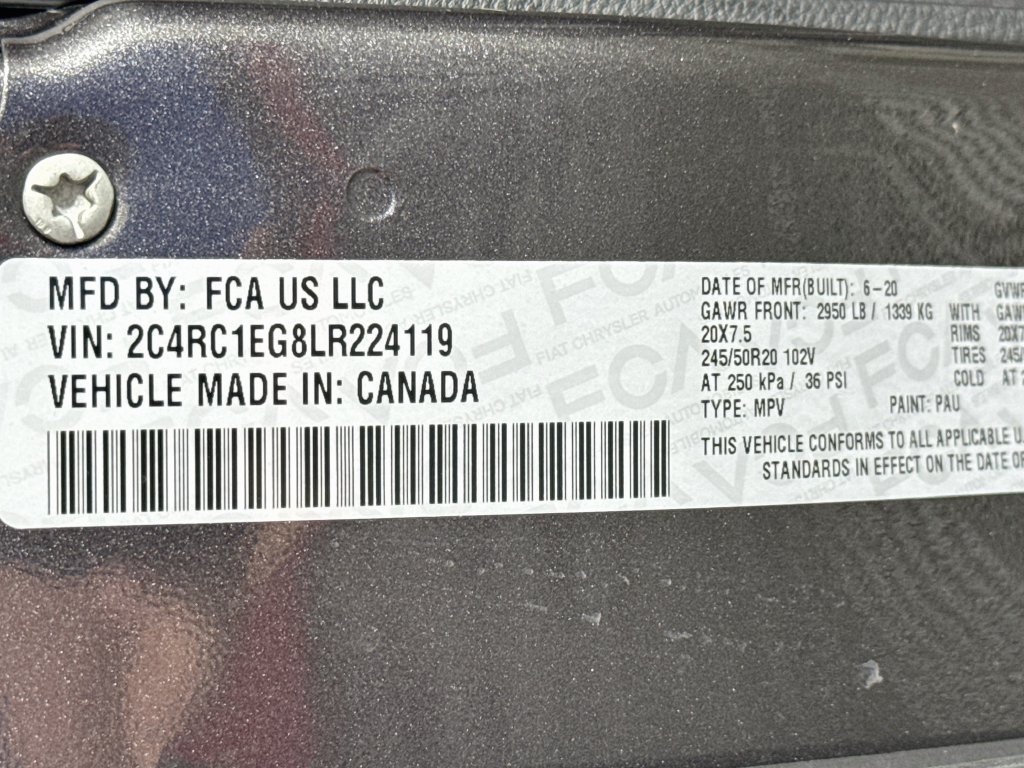 Used 2020 Chrysler Pacifica Touring-L Plus w/ Advanced Safetytec Group FWD image 32