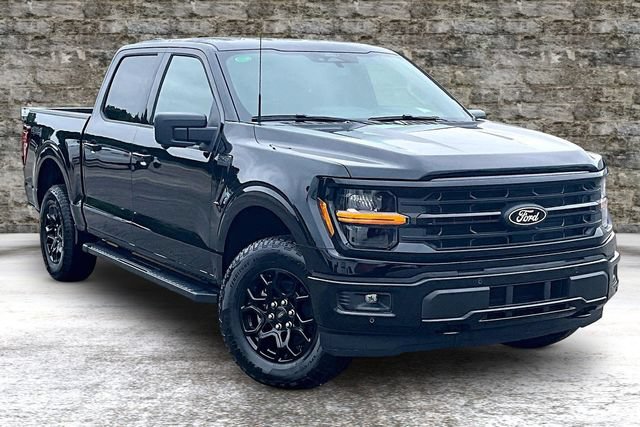 New 2026 Ford F150 XLT w/ Equipment Group 302A MID