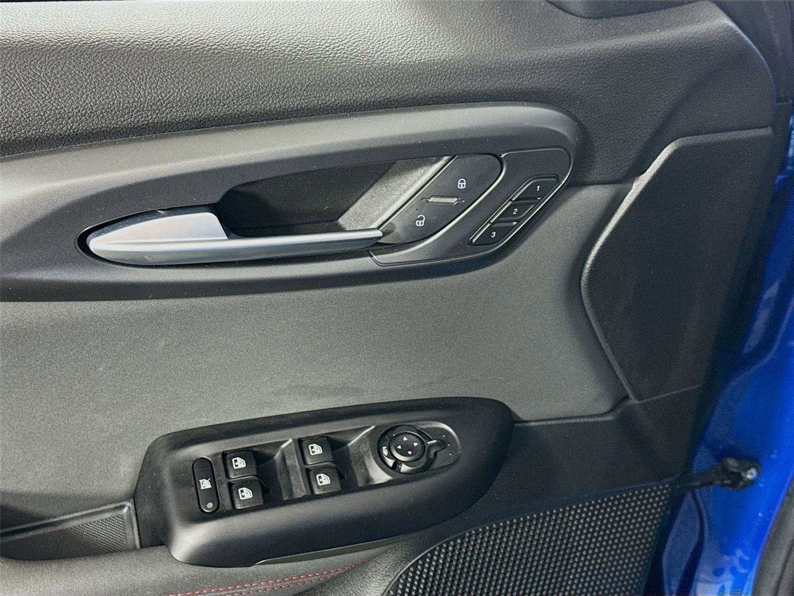 Used 2024 Dodge Hornet R/T w/ R/T Blacktop Package image 11