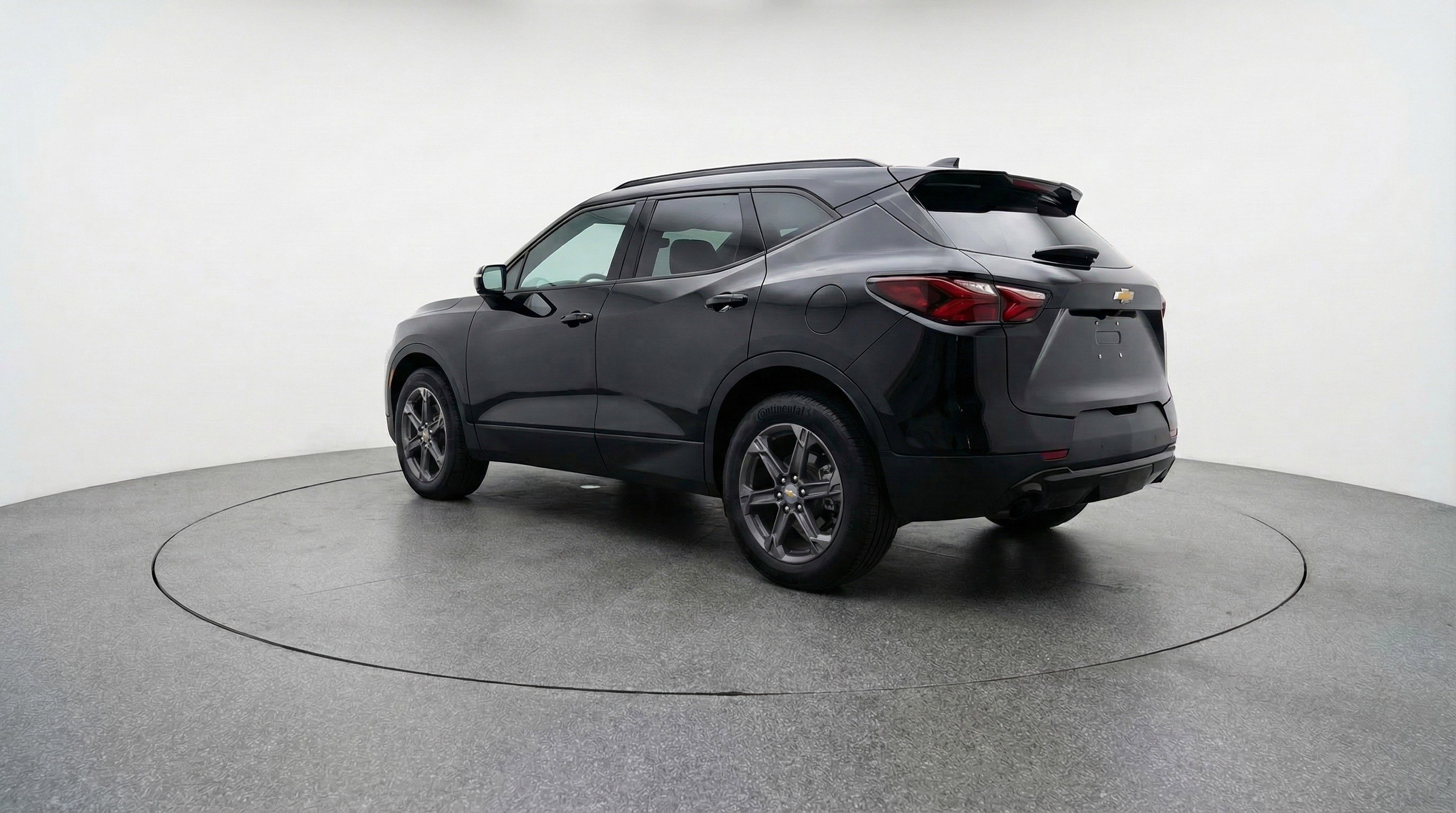 Used 2025 Chevrolet Blazer LT FWD image 6