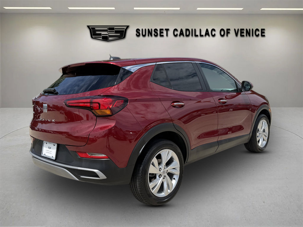 Used 2024 Buick Encore GX Preferred w/ Comfort Package AWD/4WD image 3